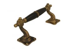 Deurgreep 160mm sierlijk verkropt messing verouderd (1895)