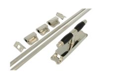 Krukespagnoletsluiting messing vernikkeld ebbenhout (1928)