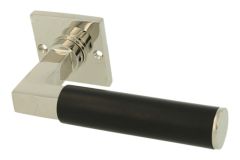 1/2 poignée de porte modèle “Bauhaus” laiton nickelé