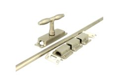 Crémone en applique pour fenêtre (1932) nickel satiné