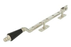 Entrebâilleur de fenêtre ornementé laiton nickelé